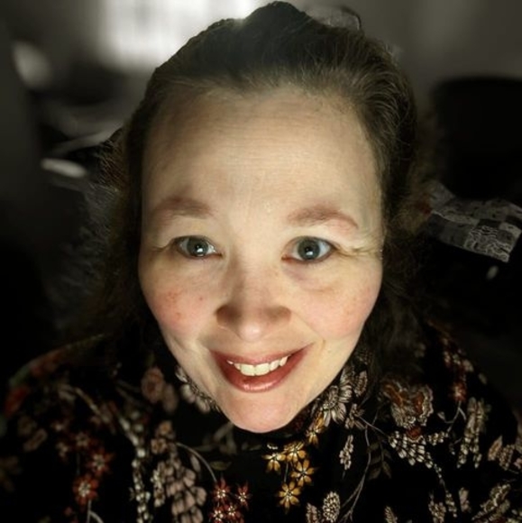 Meet your Posher, Kara - Picture 1 of 1